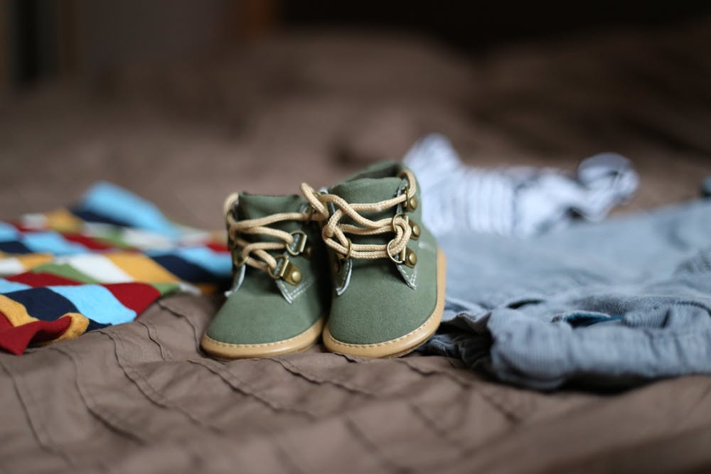 The Complete Kids Shoe Sizing Guide